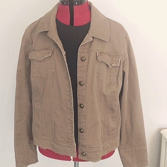 EUC~A.M.I Tan Denim Distressed Jacket - Picture 1 of 8